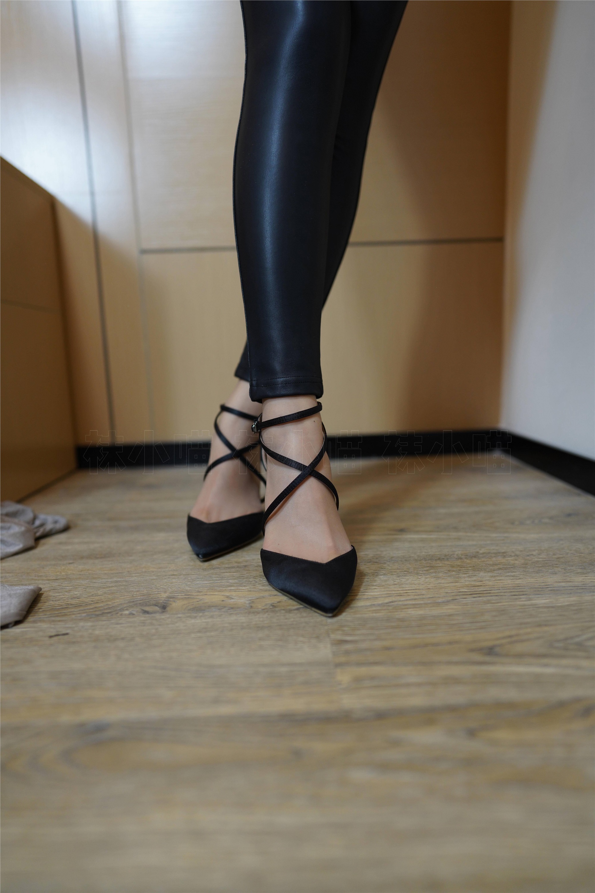 kittyWawa袜小喵  KT255 皮裤